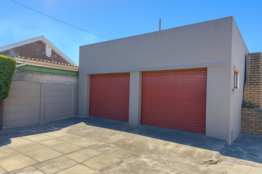 2 Bedroom Property for Sale in Vanguard Western Cape